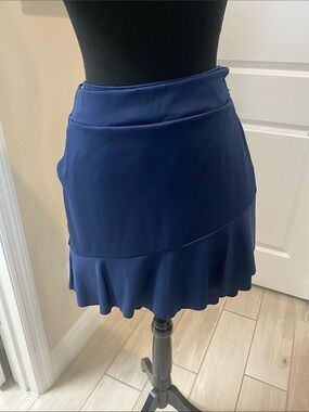 Greg Norman Collection Navy Flounce Skort